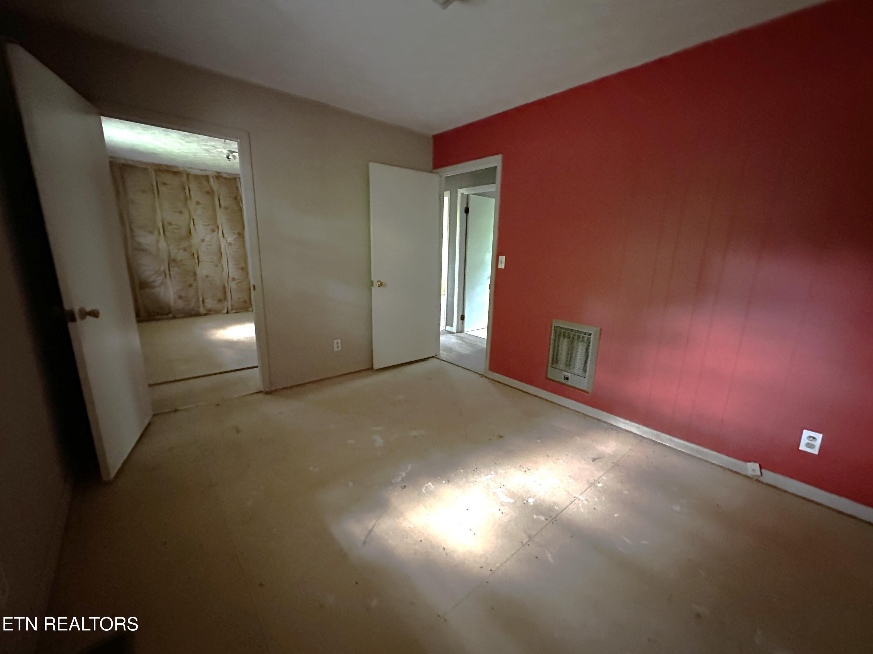 530 Boone Ridge Road Jamestown, TN 38556 - Photo 13 of 19 bedroom 2