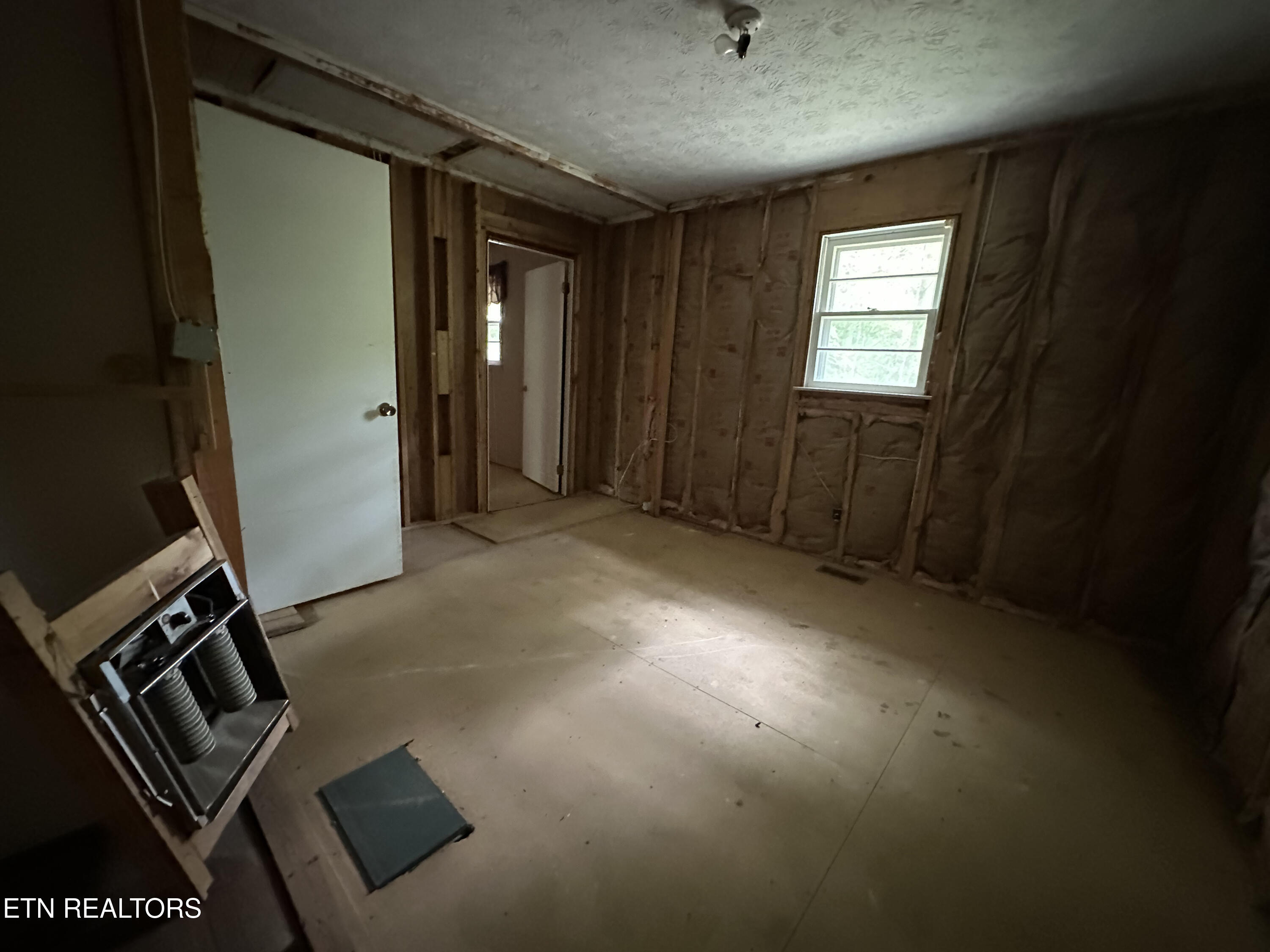 530 Boone Ridge Road Jamestown, TN 38556 - Photo 14 of 19 unfinished room (3)