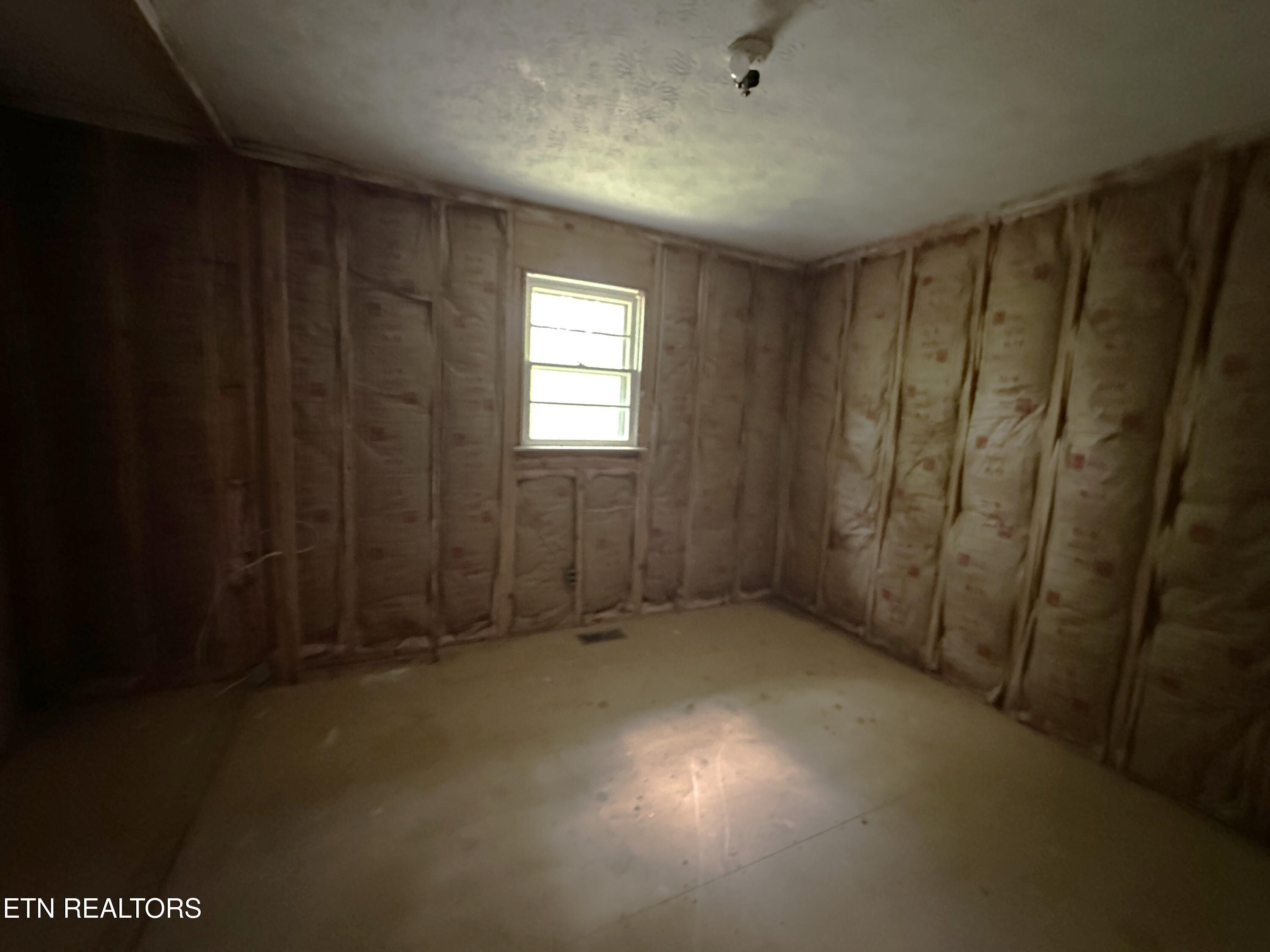 530 Boone Ridge Road Jamestown, TN 38556 - Photo 15 of 19 unfinished room