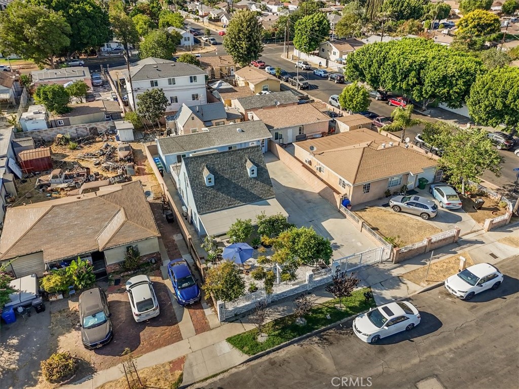 13737 Mercer Street Pacoima, CA 91331 - Photo 31 of 35 an aerial view of a houses and an outdoor space
