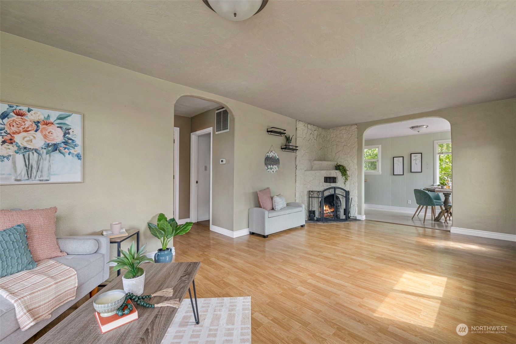 2042 East 18th Street Bremerton, WA 98310 - Photo 7 of 33 a living room with furniture and a wooden floor