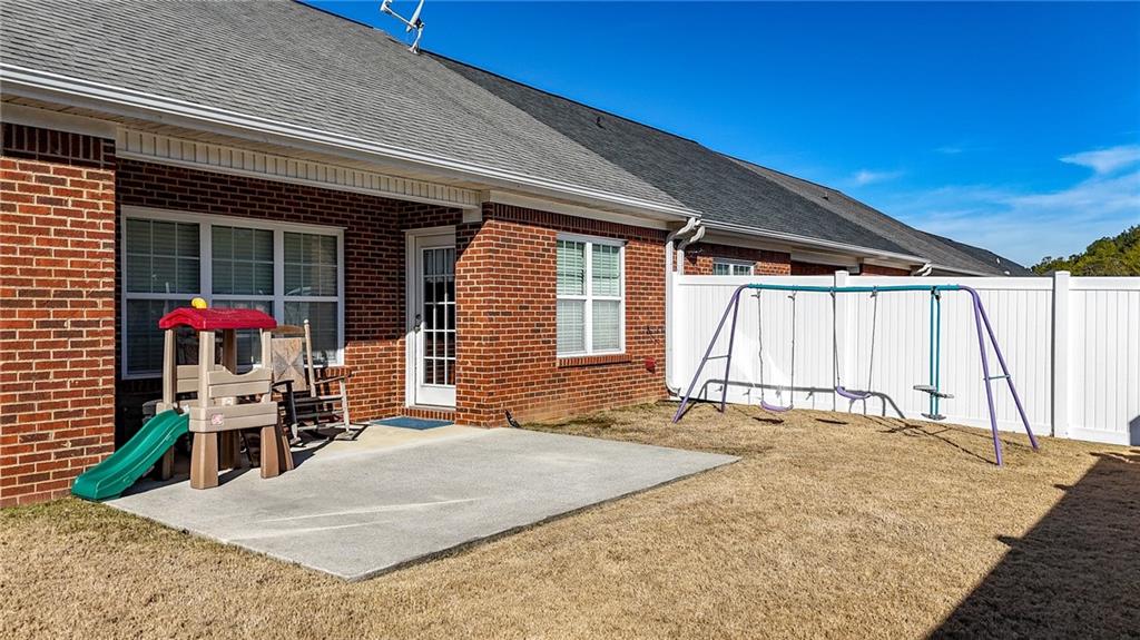 219 Regency Lane Southwest Calhoun, GA 30701 - Photo 6 of 31