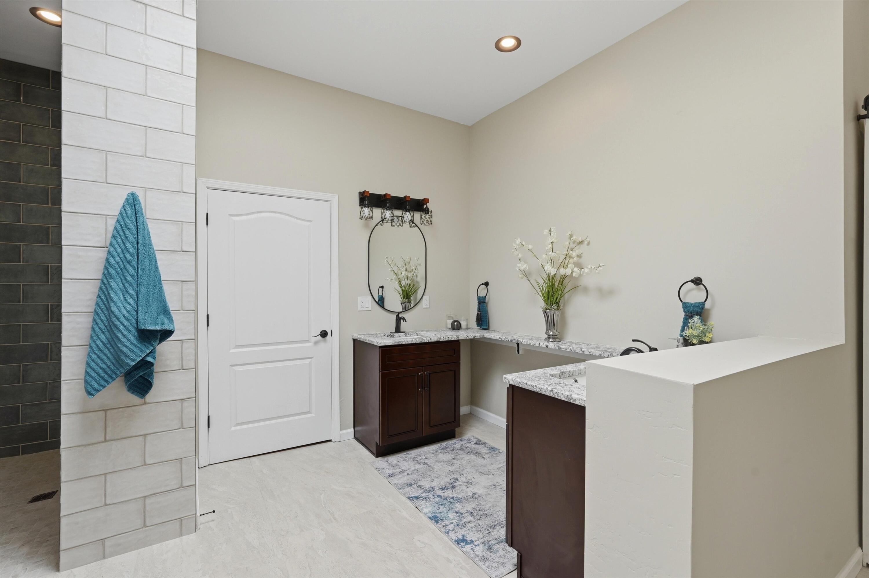1325 Van Cleave Road Northwest Albuquerque, NM 87107 - Photo 25 of 42 Gallery Image 25