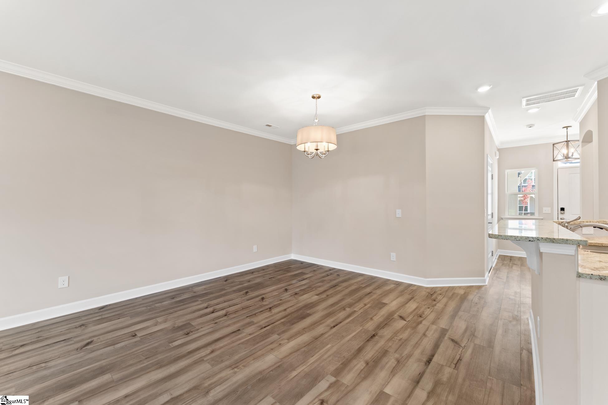 327 Nettle Lane Greenville, SC 29607 - Photo 11 of 36 Gallery Image 11