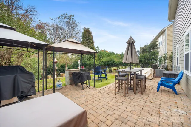 $575,000 | 142 Cherry Bark Drive, Mooresville, NC 28117