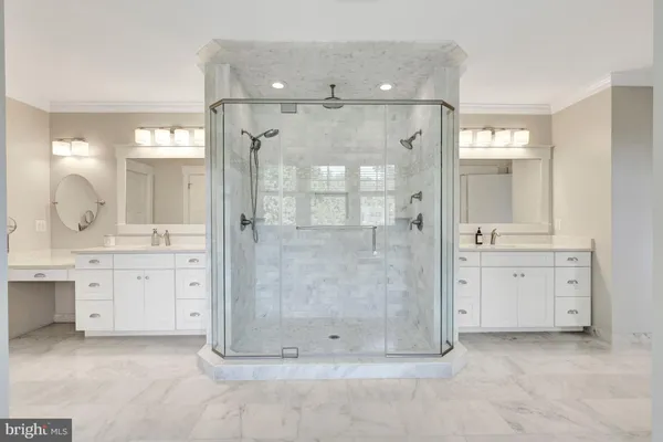 $1,990,000 | 504 Valley Drive Southeast, Vienna, VA 22180