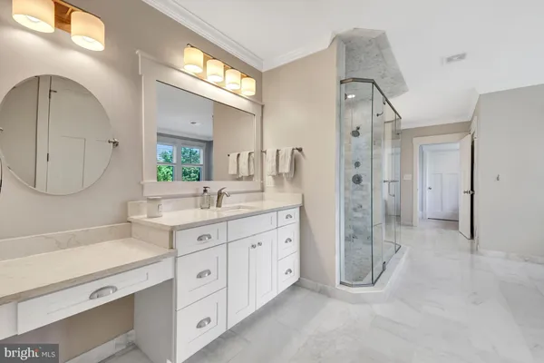 $1,990,000 | 504 Valley Drive Southeast, Vienna, VA 22180