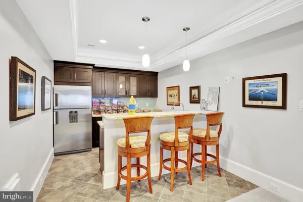 $1,990,000 | 504 Valley Drive Southeast, Vienna, VA 22180