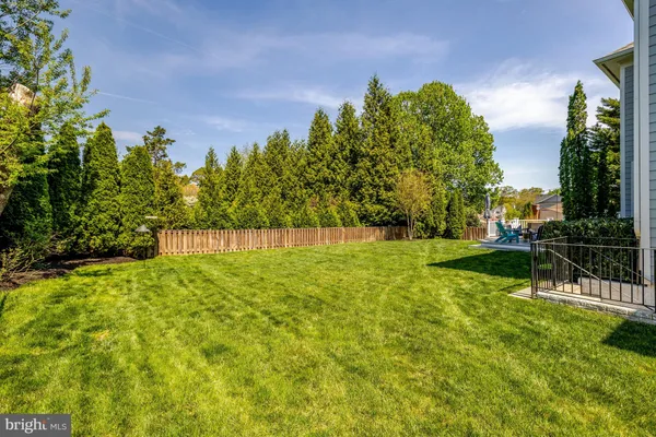 $1,990,000 | 504 Valley Drive Southeast, Vienna, VA 22180