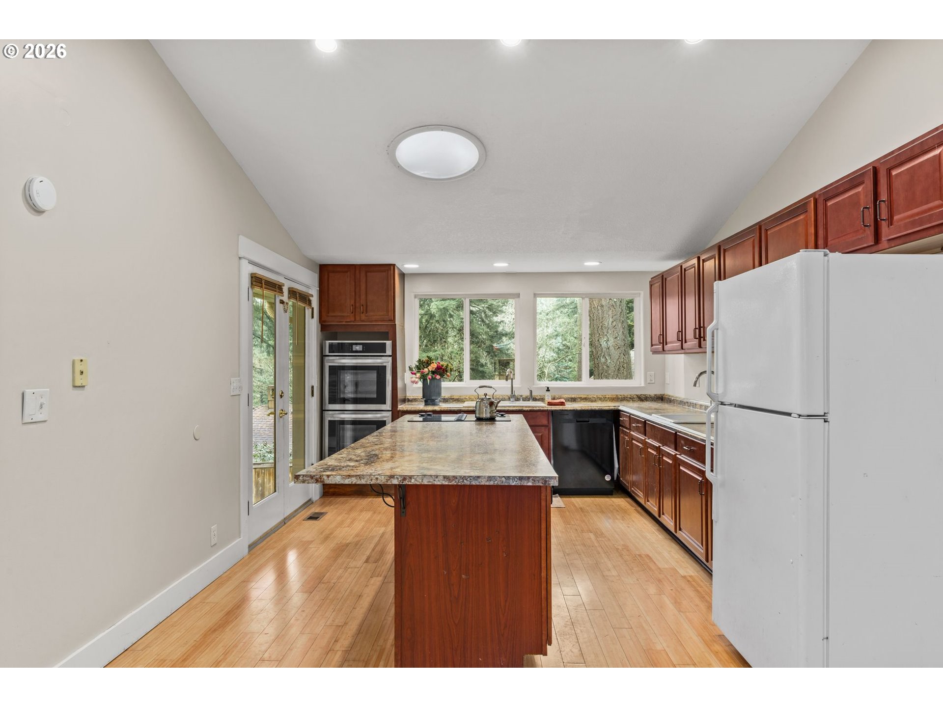 3283 Stoney Ridge Road Eugene, OR 97405 - Photo 7 of 36