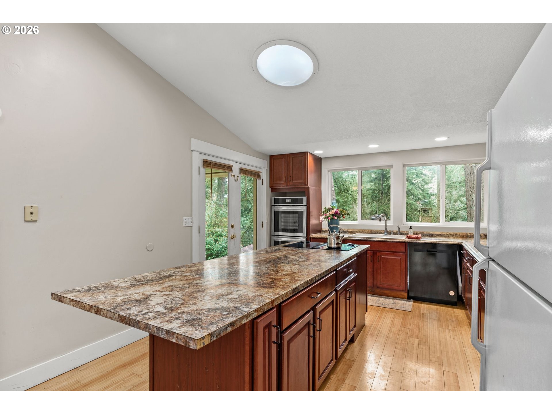 3283 Stoney Ridge Road Eugene, OR 97405 - Photo 10 of 36