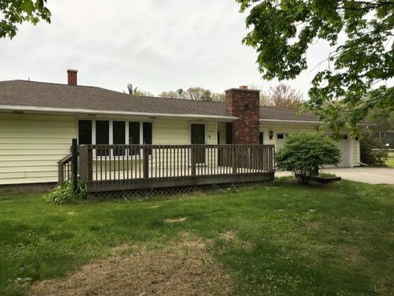 6988 Hancock Road Montague, MI 49437 - Photo 2 of 22 IMG_1843-800
