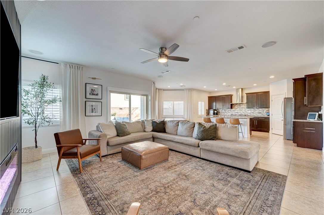 176 Kirkton Street Henderson, NV 89012 - Photo 14 of 80