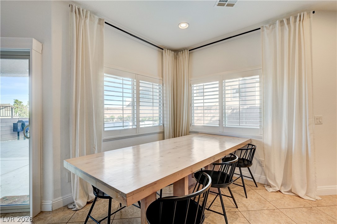 176 Kirkton Street Henderson, NV 89012 - Photo 17 of 80