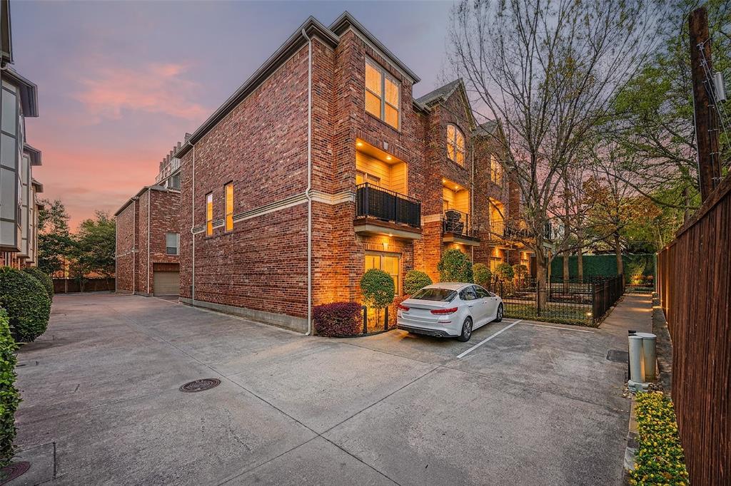 3610 Gillespie Street, Unit 6 Dallas, TX 75219 - Photo 25 of 26