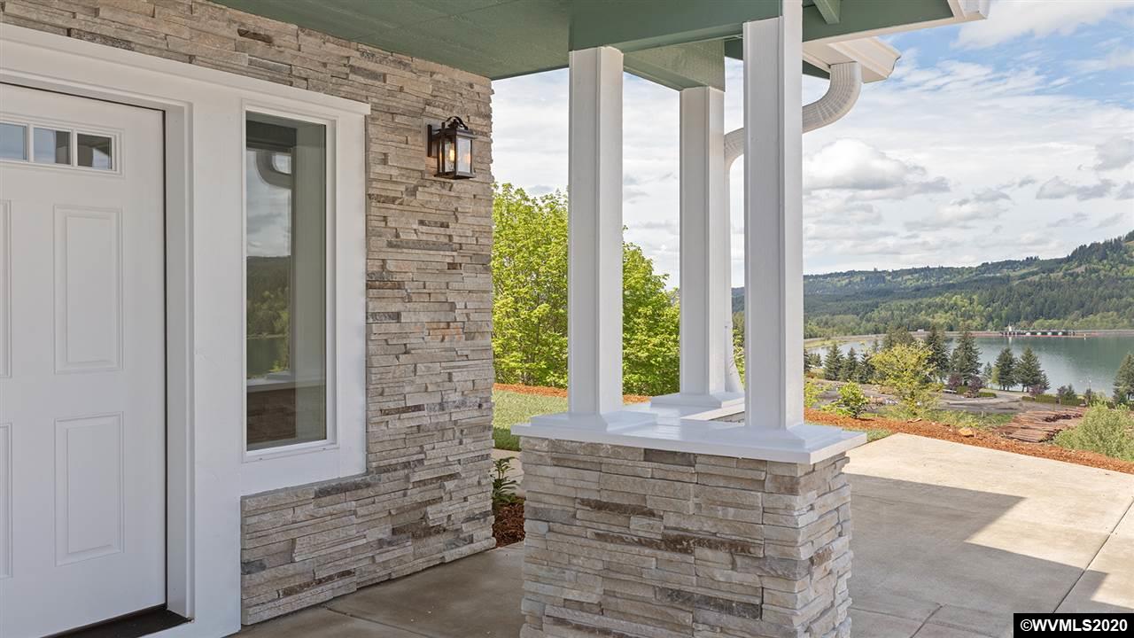 6301 Lakepointe Street Foster, OR 97345 - Photo 8 of 32