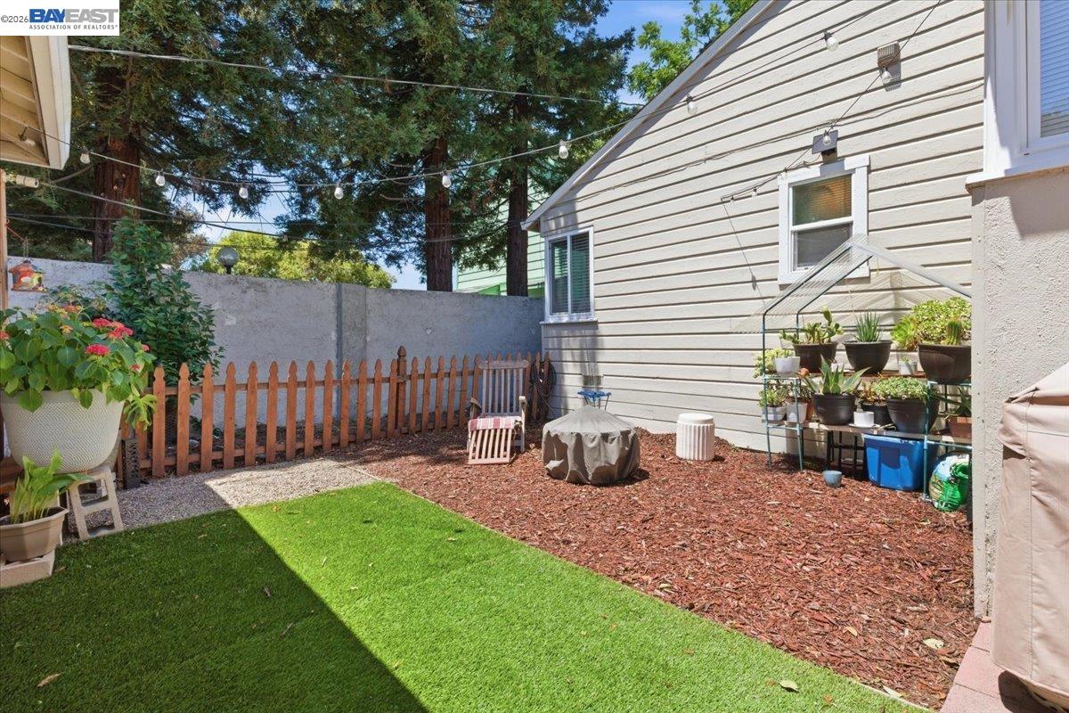 882 West Tennyson Road Hayward, CA 94544 - Photo 5 of 57