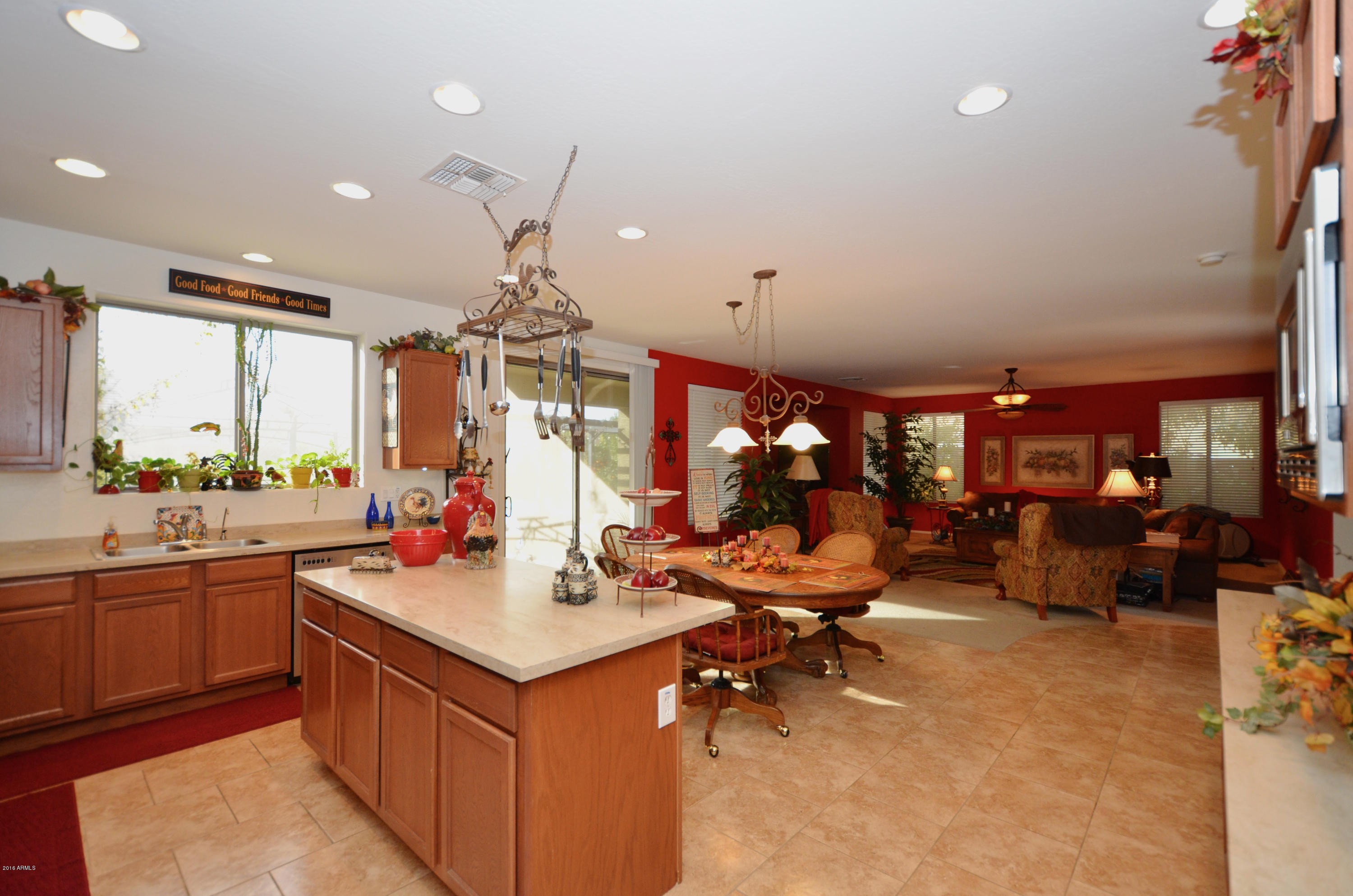 11361 East Spaulding Avenue Mesa, AZ 85212 - Photo 6 of 19 DSC_0357