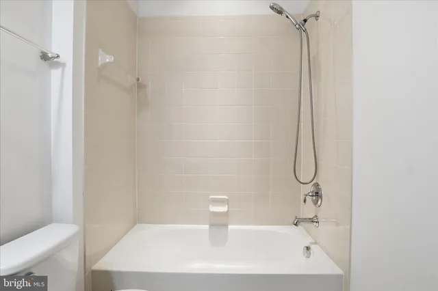 $419,900 | 7455 Brunson Circle, Gainesville, VA 20155