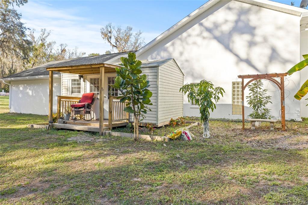 31445 Amberlea Road Dade City, FL 33523 - Photo 16 of 52