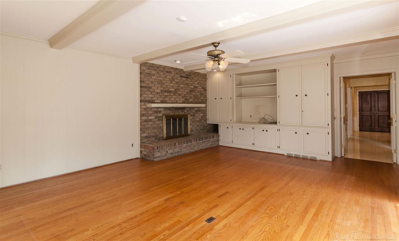 87 Belle Meade Road Grosse Pointe, MI 48236 - Photo 21 of 68 31345766-20.JPG