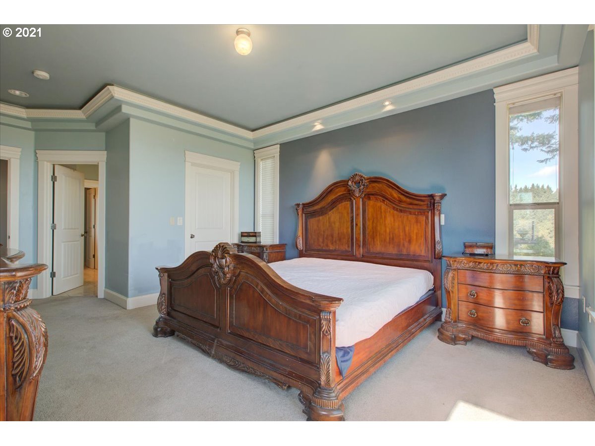 3028 Northeast Rocky Butte Road Portland, OR 97220 - Photo 19 of 32 Gallery Image 19