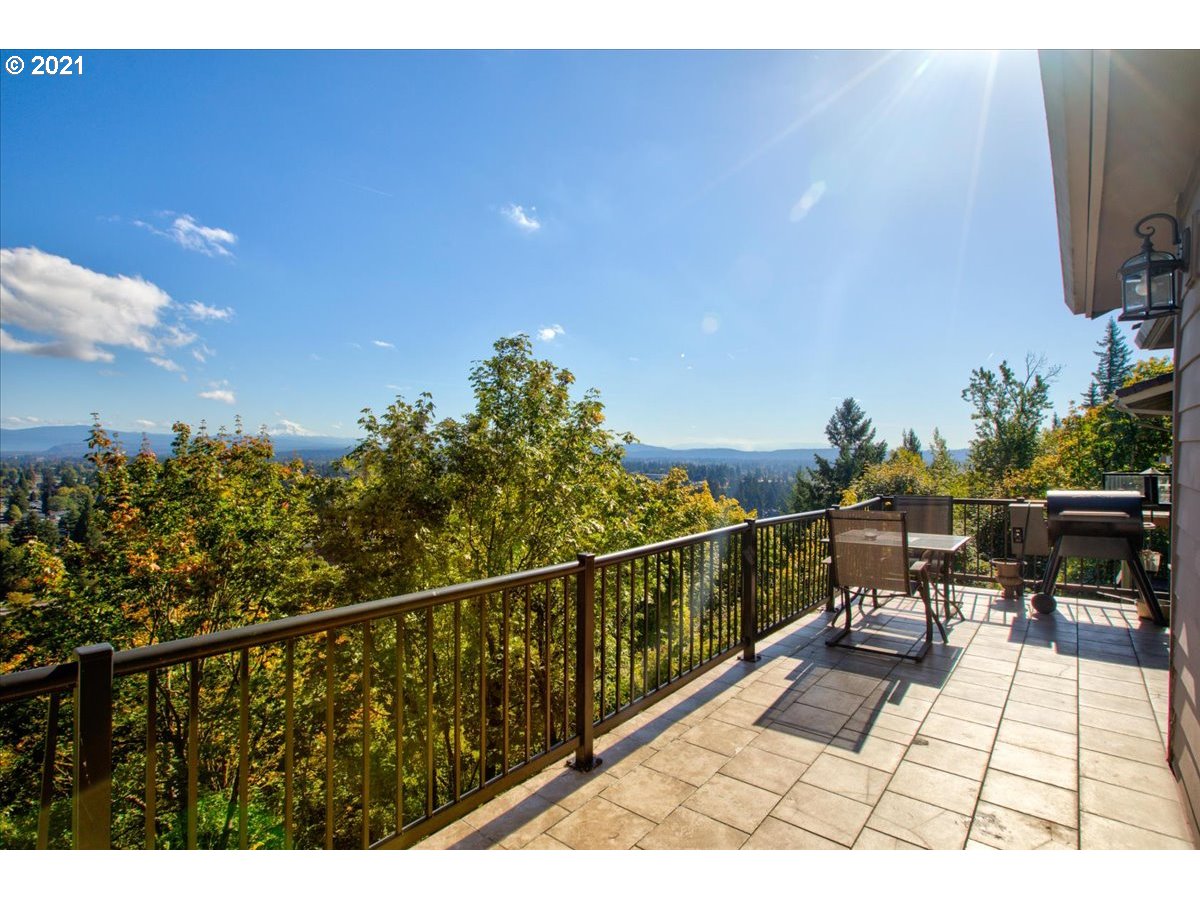 3028 Northeast Rocky Butte Road Portland, OR 97220 - Photo 29 of 32 Gallery Image 29