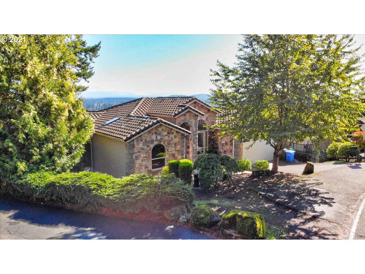 3028 Northeast Rocky Butte Road Portland, OR 97220 - Photo 32 of 32 Gallery Image 32