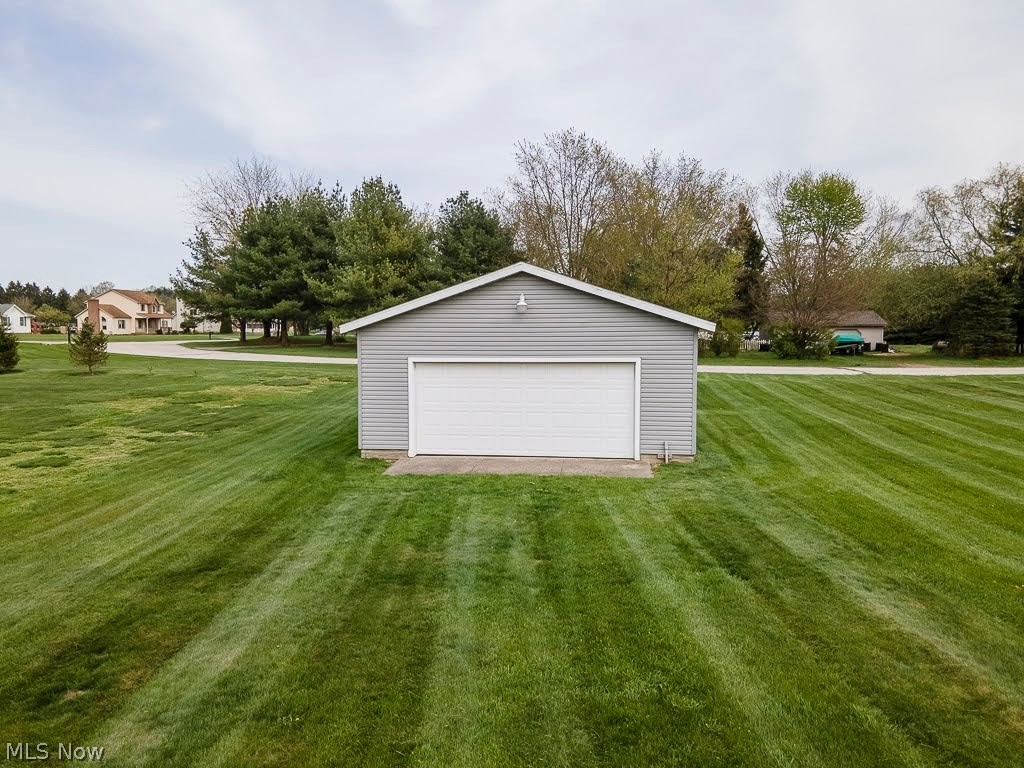 8063 South Cleveland Massillon Road Clinton, OH 44216 - Photo 7 of 32