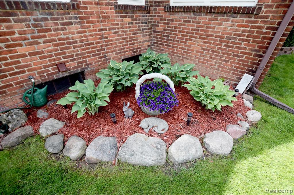 2209 Miller Road Flint, MI 48503 - Photo 22 of 24 Gallery Image 22
