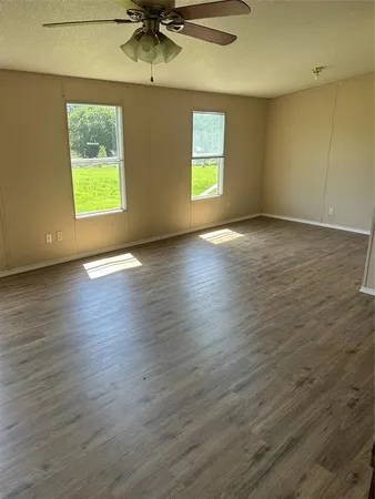 $1,800 | 239 Cedar Drive, Azle, TX 76020