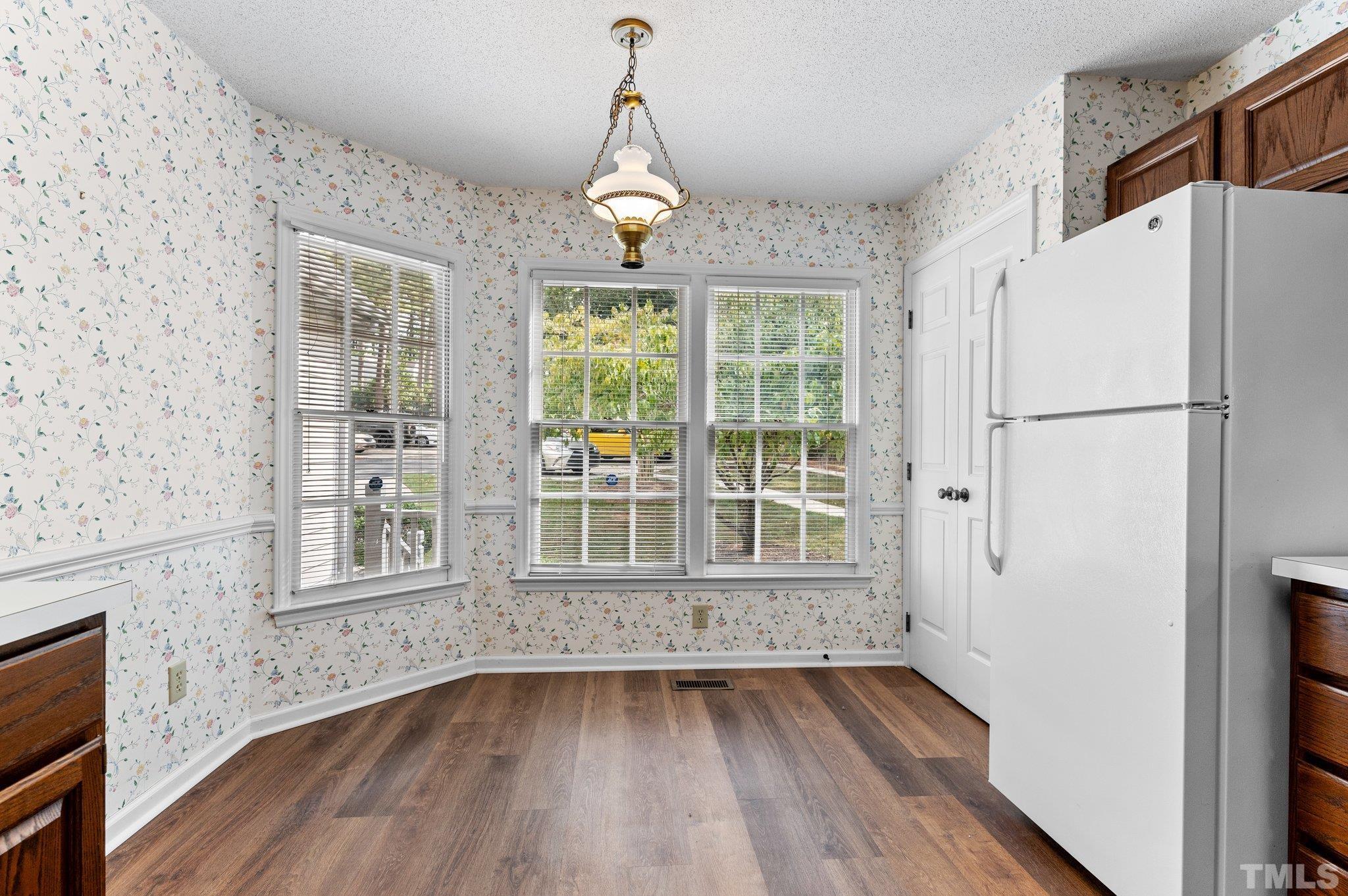 23 Renwick Court Raleigh, NC 27615 - Photo 8 of 29