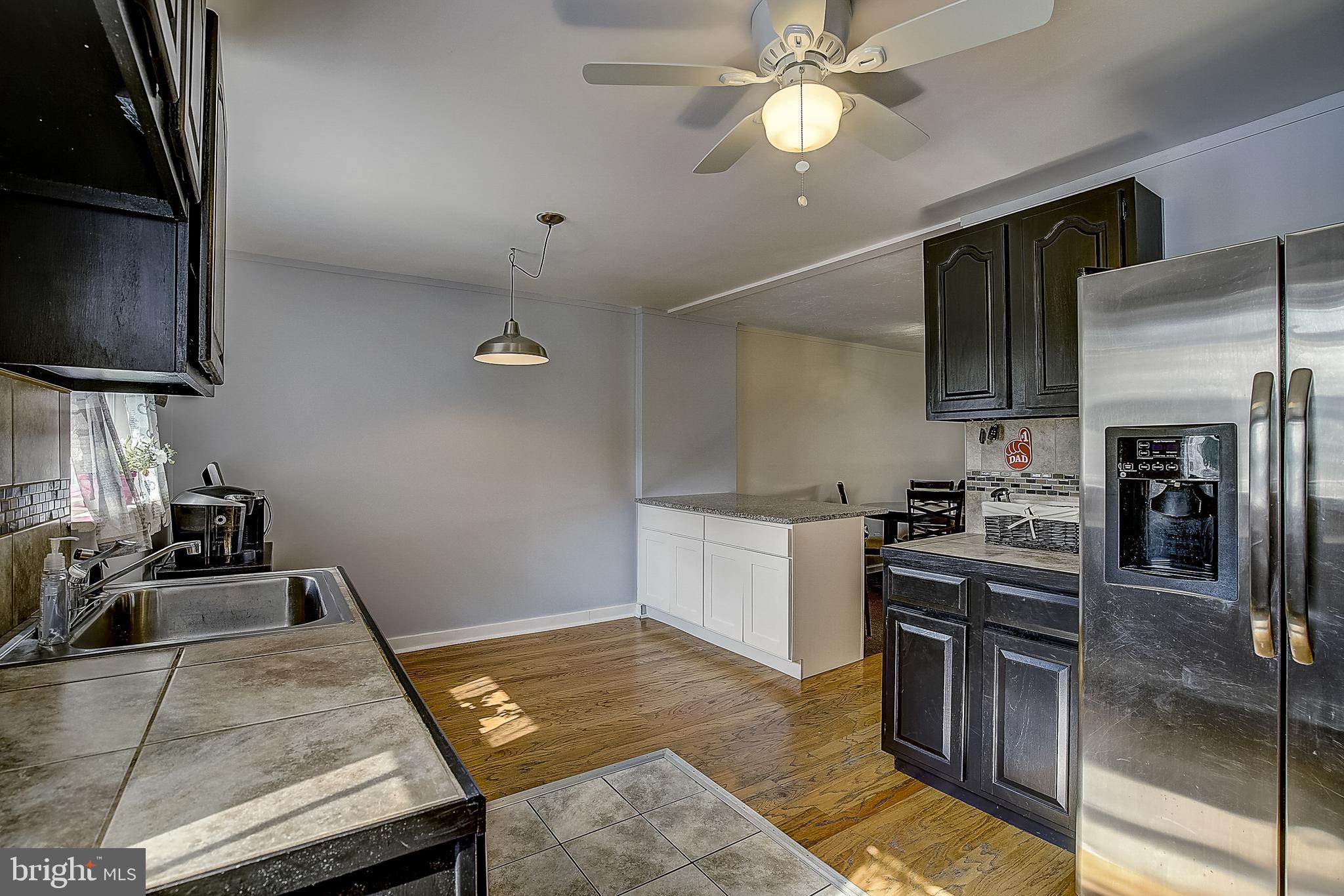 10922 Knights Road Philadelphia, PA 19154 - Photo 16 of 39