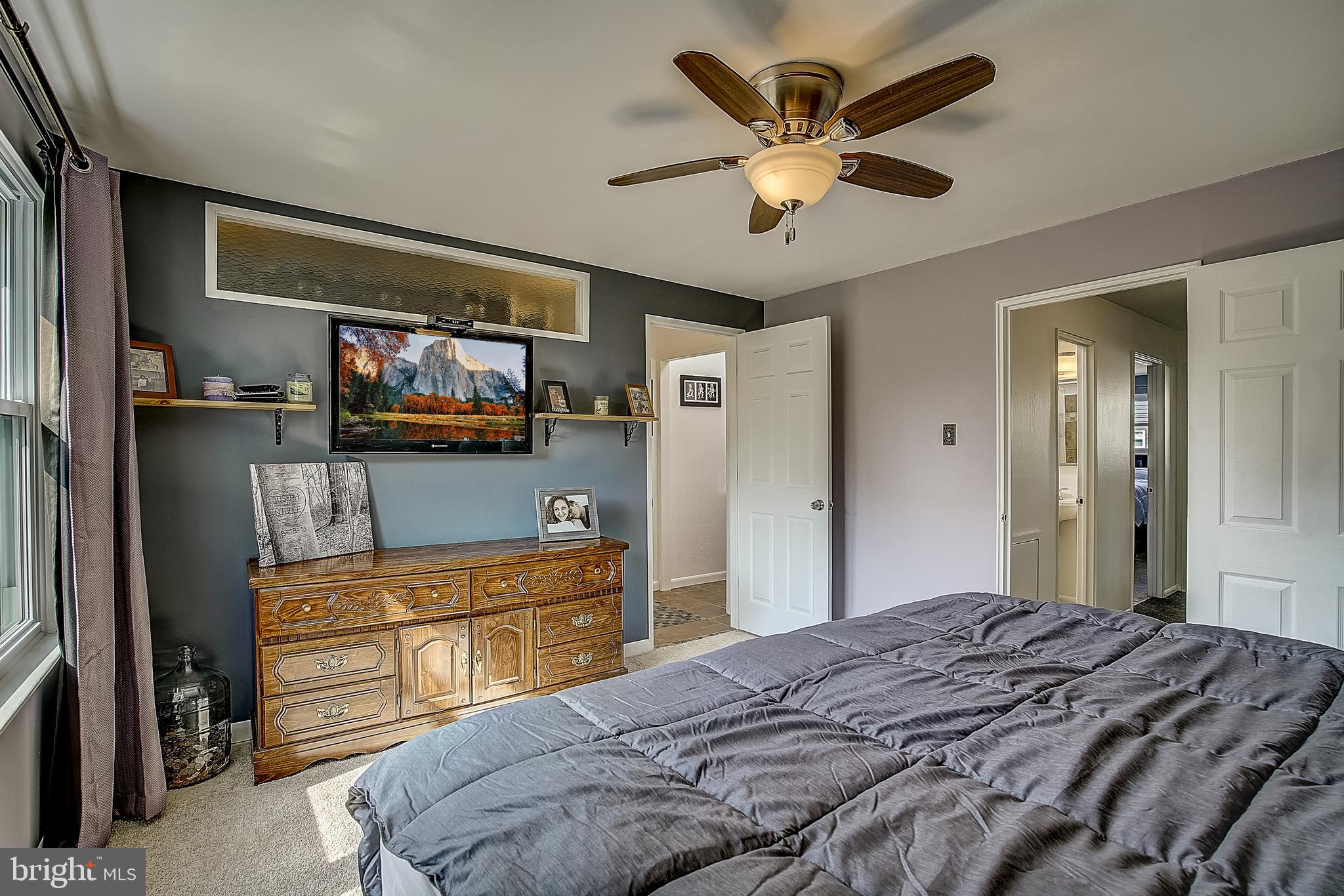 10922 Knights Road Philadelphia, PA 19154 - Photo 20 of 39
