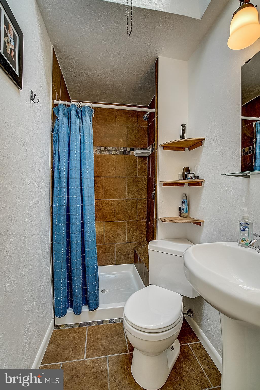 10922 Knights Road Philadelphia, PA 19154 - Photo 21 of 39