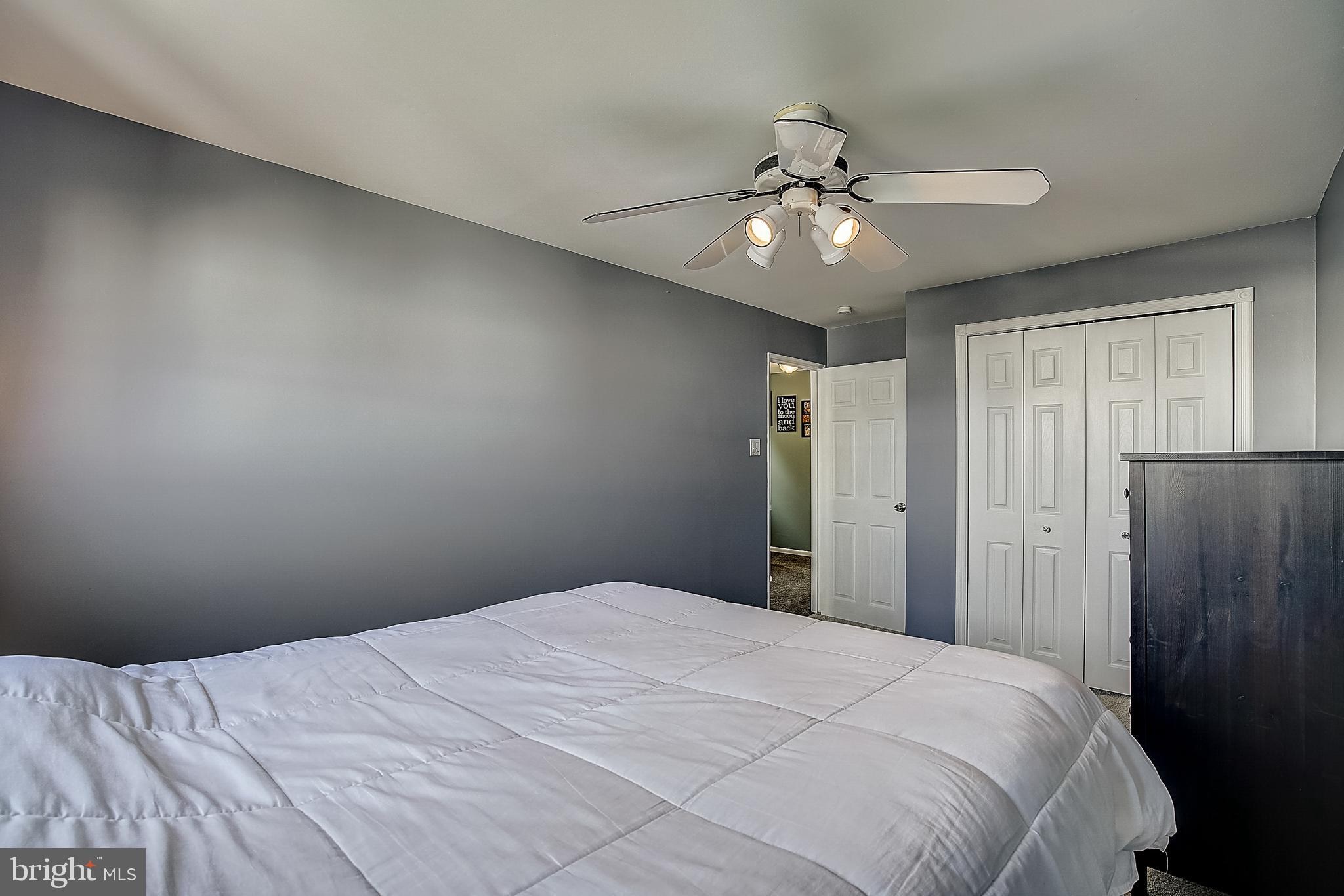 10922 Knights Road Philadelphia, PA 19154 - Photo 23 of 39