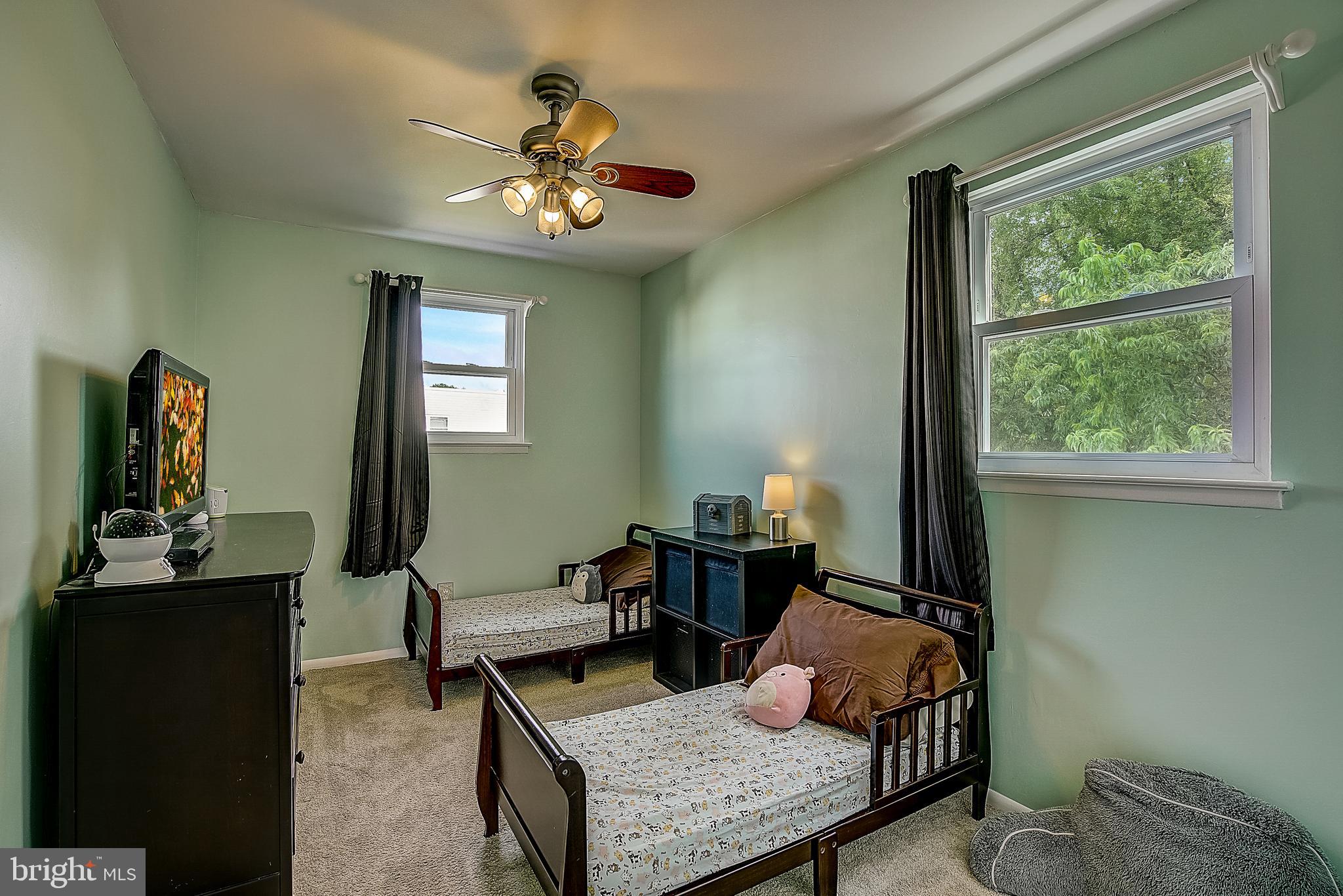 10922 Knights Road Philadelphia, PA 19154 - Photo 24 of 39