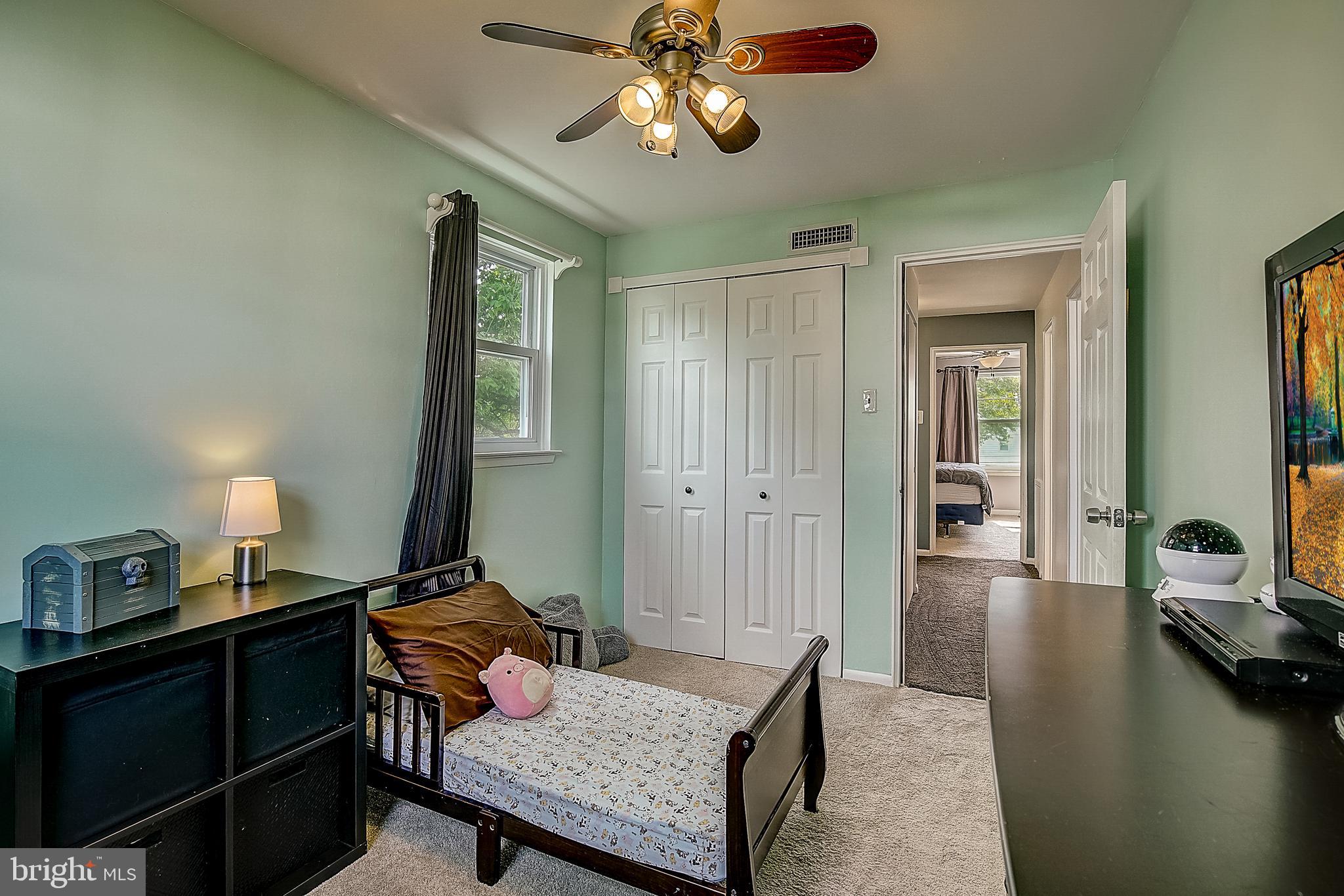 10922 Knights Road Philadelphia, PA 19154 - Photo 25 of 39