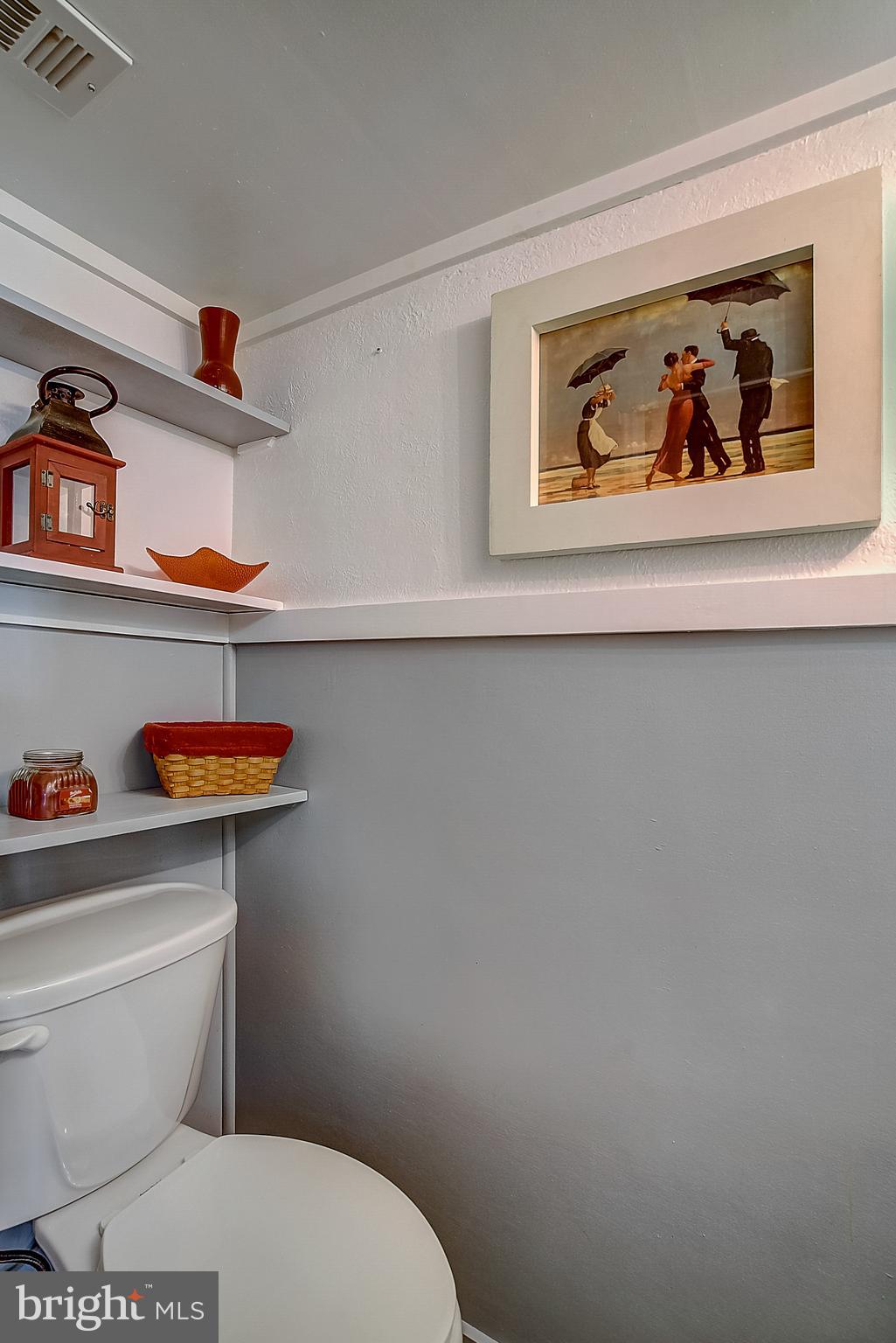 10922 Knights Road Philadelphia, PA 19154 - Photo 32 of 39