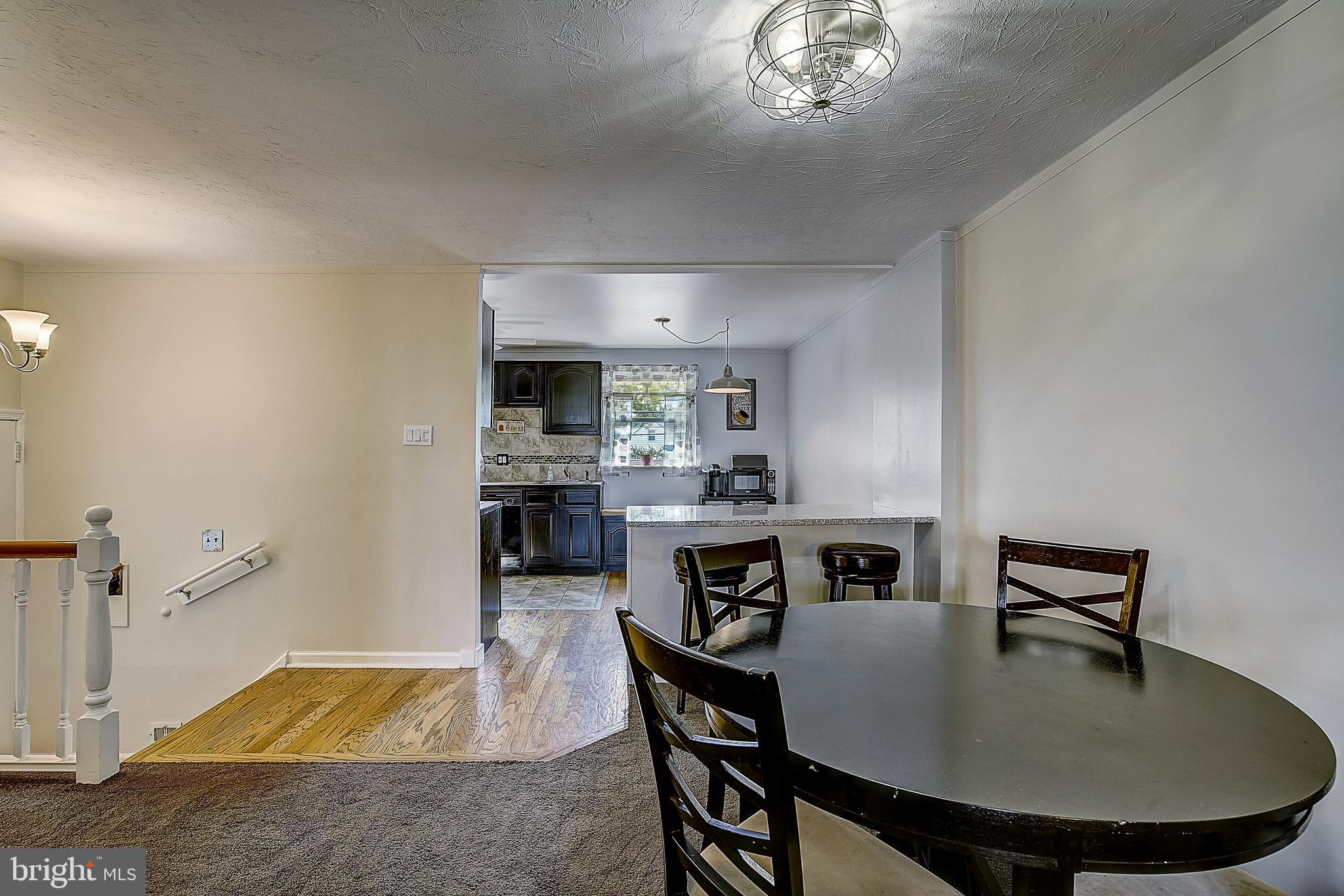 10922 Knights Road Philadelphia, PA 19154 - Photo 9 of 39