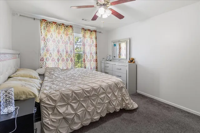 $475,000 | 4 Claridge Court, Bolingbrook, IL 60440