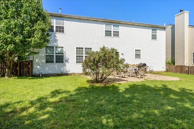 $475,000 | 4 Claridge Court, Bolingbrook, IL 60440