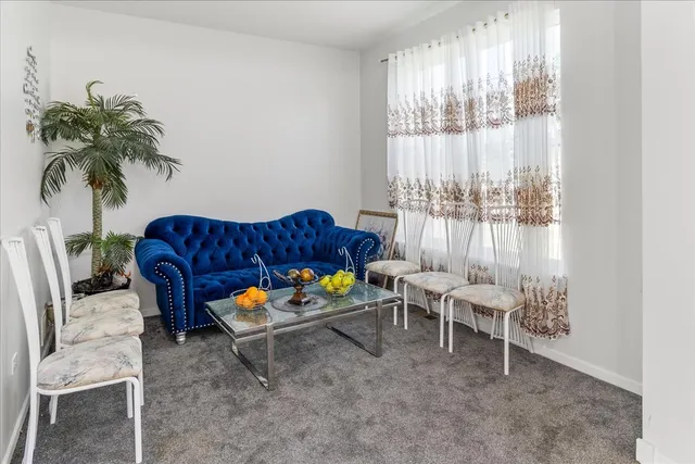 $475,000 | 4 Claridge Court, Bolingbrook, IL 60440