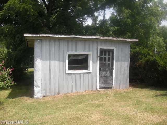 271 Rhodes Road Eden, NC 27288 - Photo 3 of 12 Other.