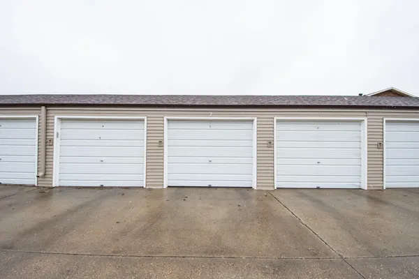 $139,000 | 2379 20 1/2 Avenue South, Unit 23792, Fargo, ND 58103