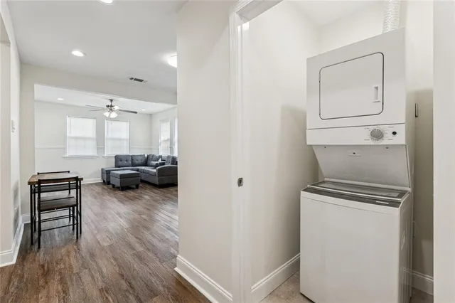 $2,100 | 900 Fried Street, Gretna, LA 70053