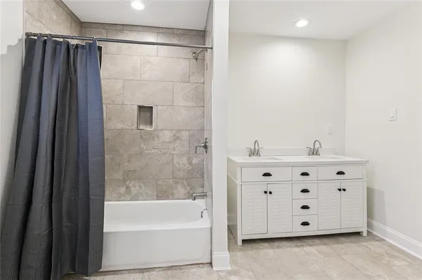 $2,000 | 900 Fried Street, Gretna, LA 70053