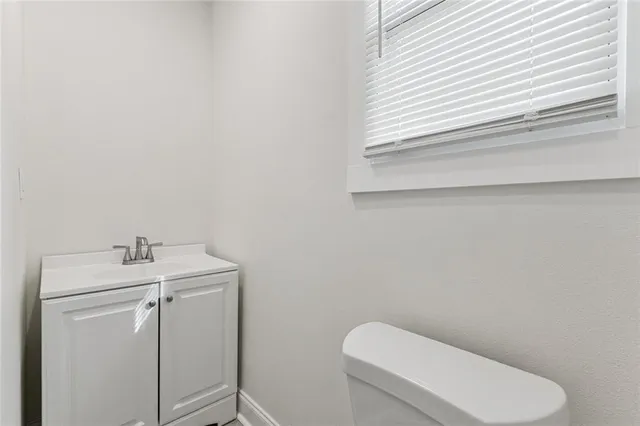 $2,100 | 900 Fried Street, Gretna, LA 70053