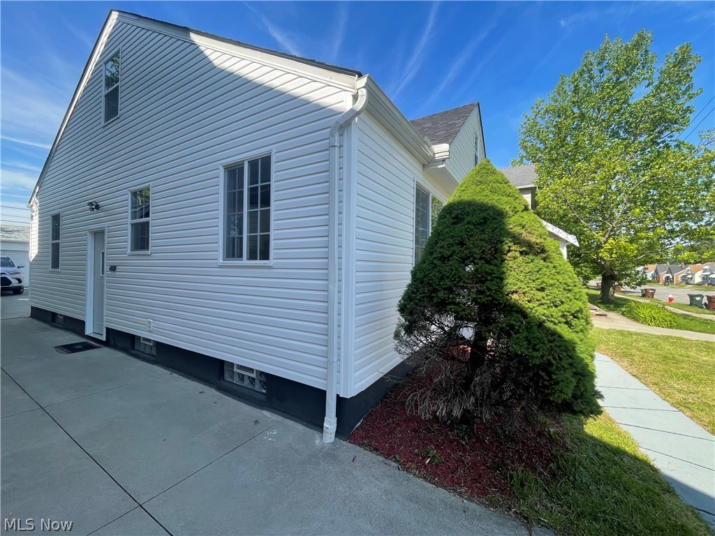 7915 Snow Road Parma, OH 44129 - Photo 41 of 44 Gallery Image 41