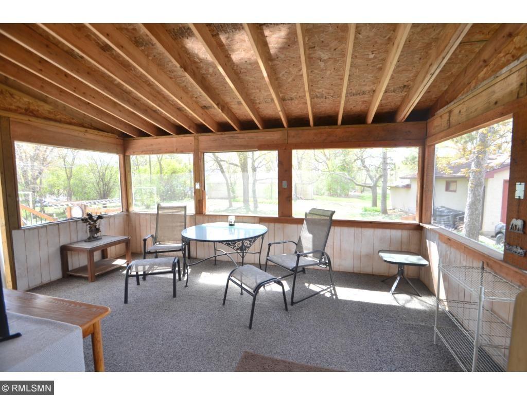 1286 Ripley Avenue Maplewood, MN 55109 - Photo 12 of 21 Gallery Image 12